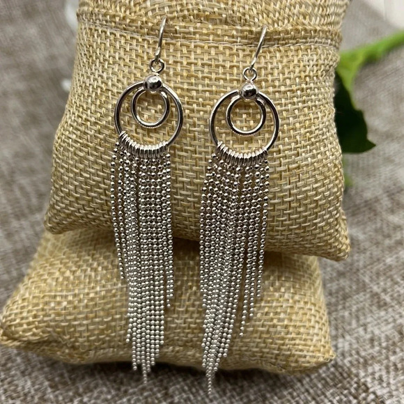 JCM Jewelry - Vintage 925 Long Tassel Dangle Earrings with Elegant Silver Fringe Design